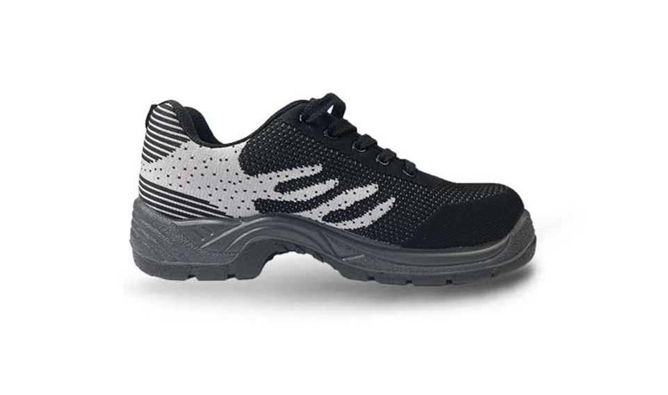 對於電（diàn）力工作者，絕緣鞋為什麽是必需品