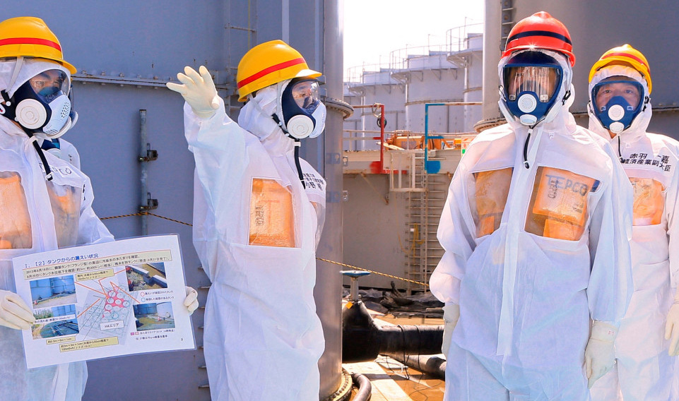 核（hé）輻射防護服：強大的護（hù）盾，保護您遠離核輻（fú）射（shè）的威脅