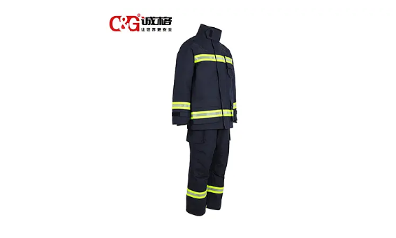 消防（fáng）戰鬥服.png