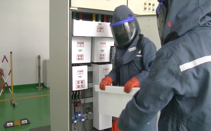 0.4kV不停電作（zuò）業解決方案-櫃體作業