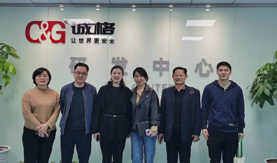 周浦商會“活動”忙 互取“真經”促發（fā）展